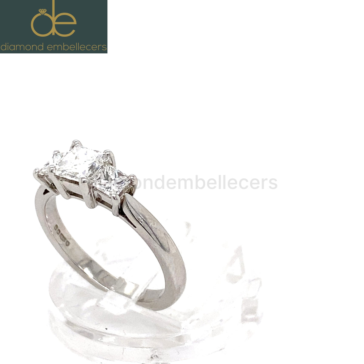 UK HALLMARKED 1.00ct PLATINUM CERTIFIED TRILOGY DIAMOND RING