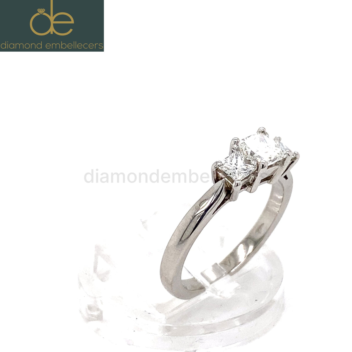 UK HALLMARKED 1.00ct PLATINUM CERTIFIED TRILOGY DIAMOND RING